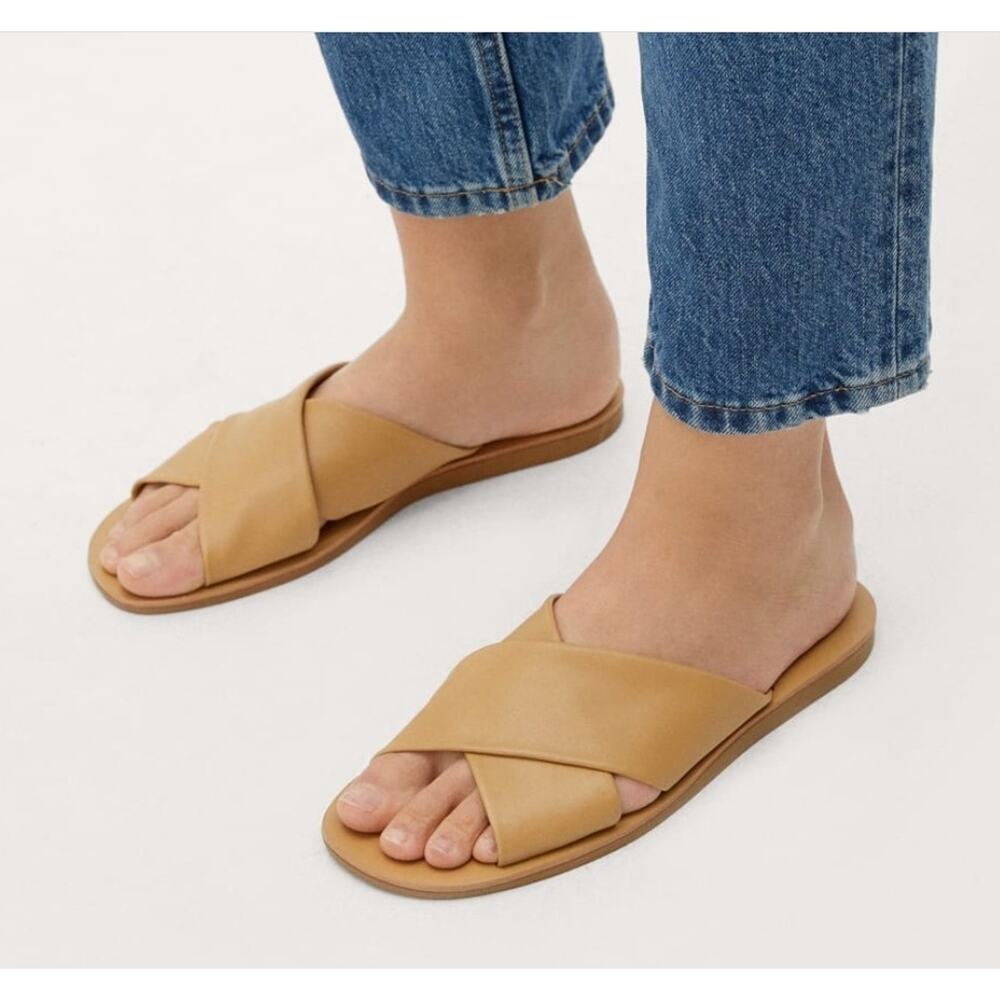 NEW Everlane THE DAY CROSSOVER SANDAL flip flop leather tan Brown Size 6